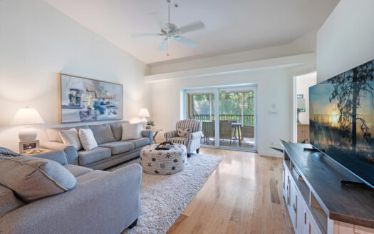 8600 Naples Heritage Dr. #526